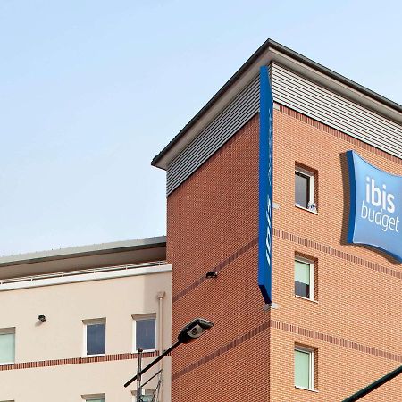 Ibis Budget 망트라졸리 외부 사진
